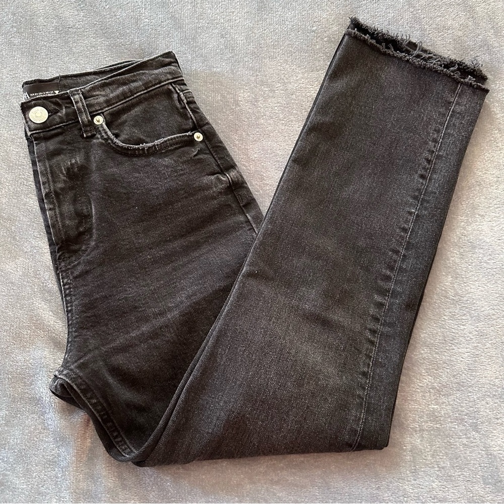 Zara Black Button Fly Raw Hem Straight Leg Jeans Size 2 - Picture 11 of 12